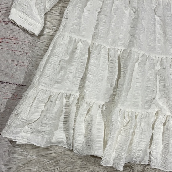 Zara Bloggers Favorite Textured Weave Tiered White Short Dress - Picture 8 of 10
